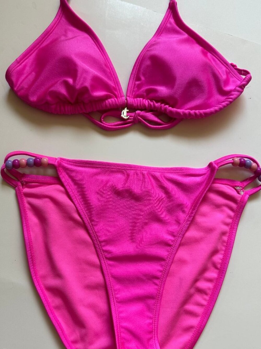 NWT JUICY COUTURE HOT PINK 2PC BIKINI SWIM SET WITH CHARMS & BEADS SIZE LARGE